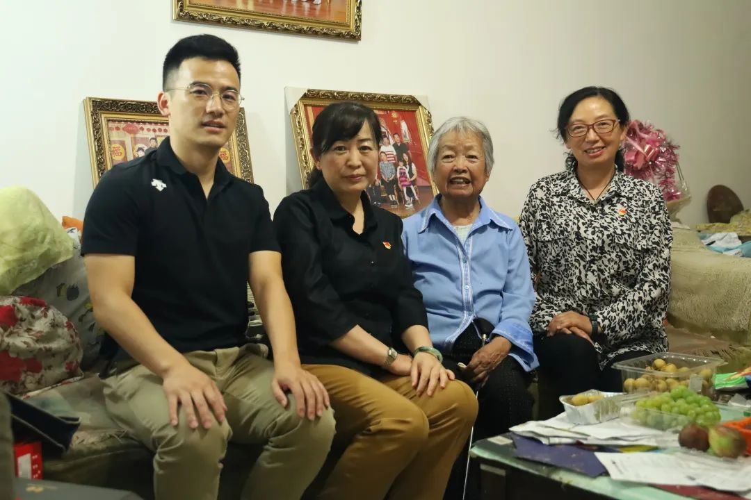 1659491911287683.jpg 公司開展慶“八一”走訪慰問活動(dòng)2.jpg