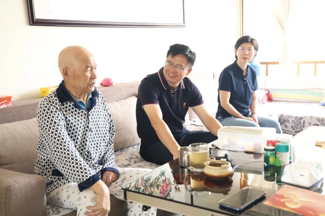 1659491917370918.jpg 公司開展慶“八一”走訪慰問活動(dòng)3.jpg